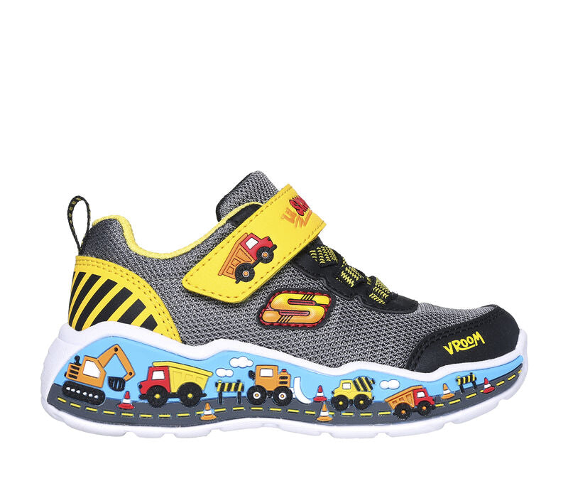 Skechers truck shoes for little boys play scene – Chaussures POP